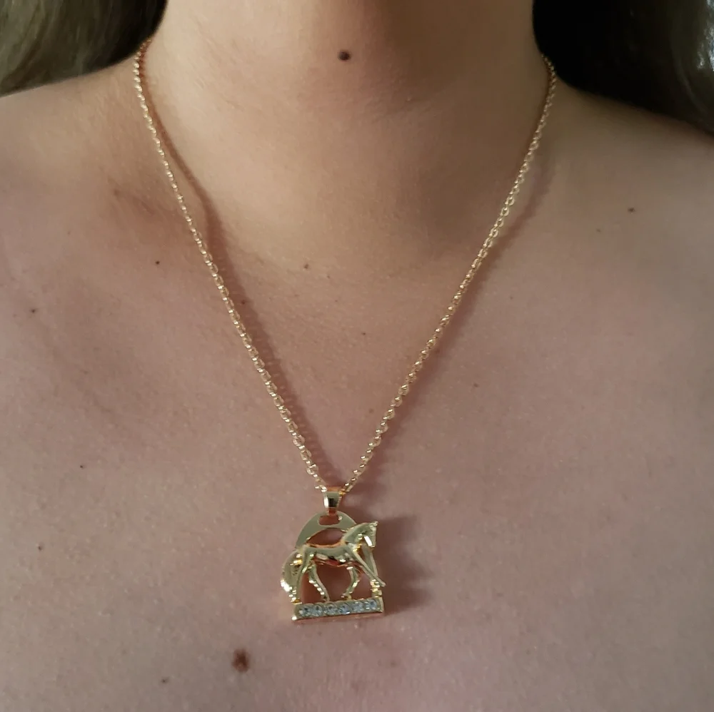 Saddle Stirrup Necklace. Horse Pony Equestrian Equine Horse Saddle Vaquero Rodeo - Picture 4 of 14